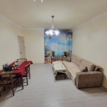 Sunny Apartment Close To Erebuni Mall Ереван Экстерьер фото