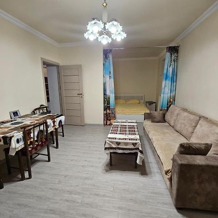Sunny Apartment Close To Erebuni Mall Ереван Экстерьер фото