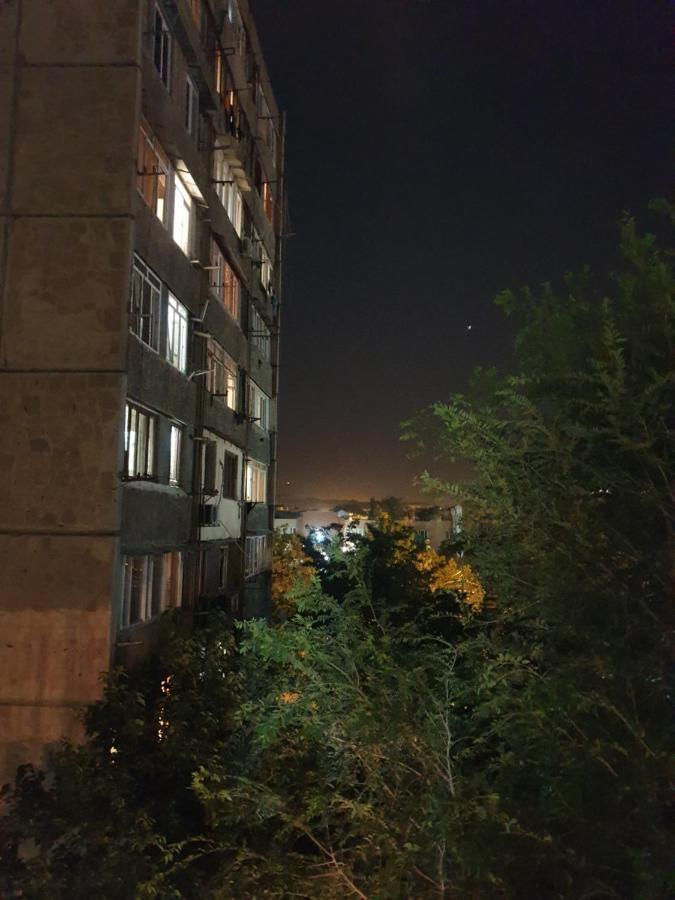 Sunny Apartment Close To Erebuni Mall Ереван Экстерьер фото